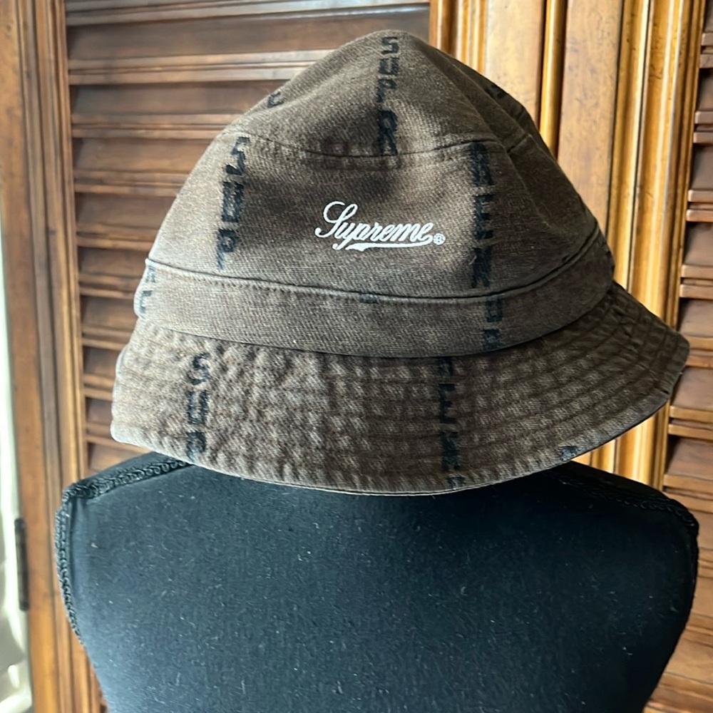 SUPREME ( authentic) Logo Stripe Jacquard Denim Crusher
